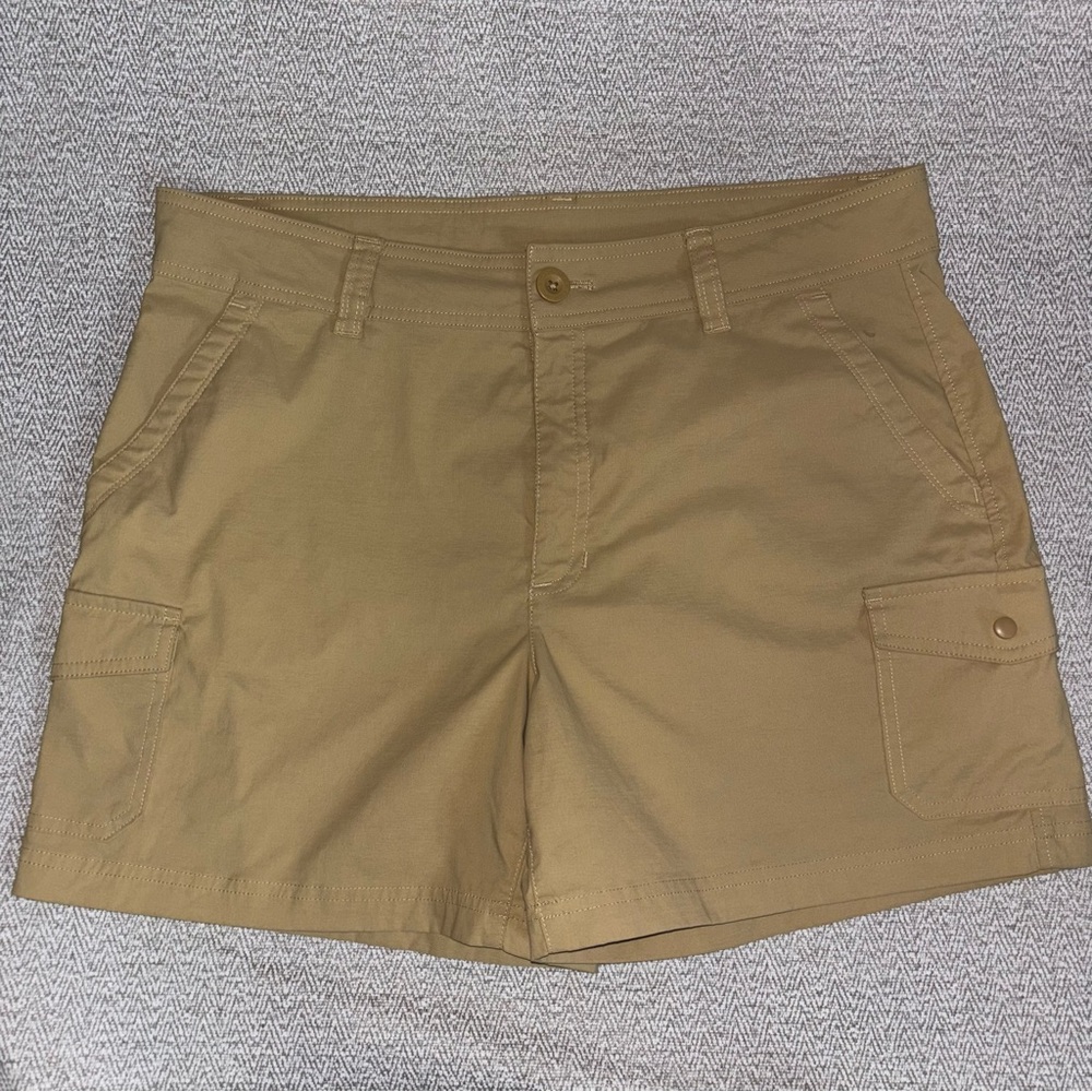 Eddie Bauer LIKE NEW khaki tan cargo hiking shorts 5" ins stretch nylon size 14